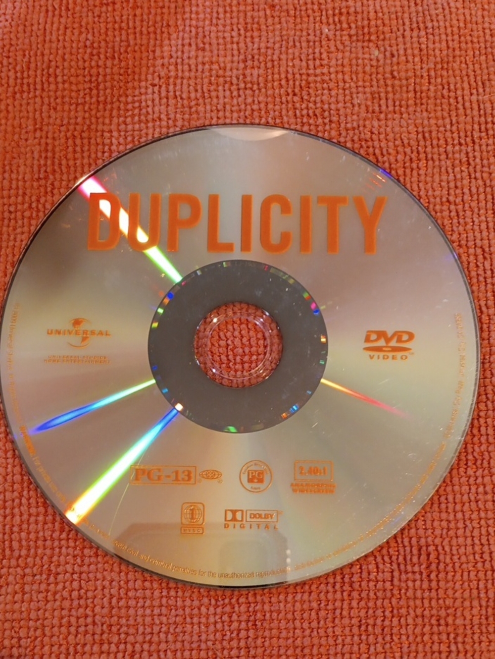 2/$8 DUPLICITY DVD *NO CASE*